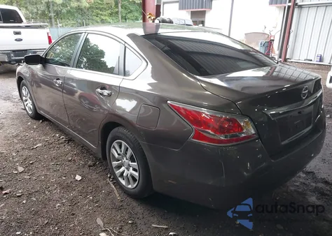 2015 Nissan Altima 2.5/2.5 S/2.5 Sl/2.5 Sv from USA, damaged, VIN 1N4AL3AP0FC285692